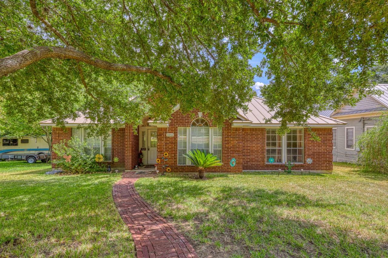 The Trout River House New Braunfels Εξωτερικό φωτογραφία